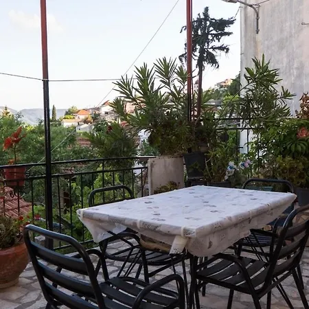 Magda's Apartment, Corfu * Karousádes